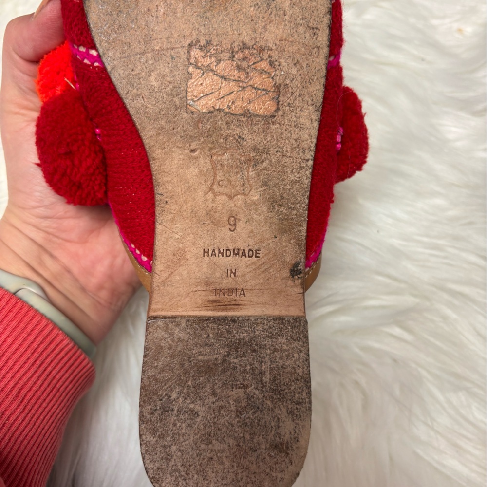 | Anthropologie Figue | Pom Pom Ethnic Beaded Embroidered Flat mules. Size 9. - Picture 3 of 4